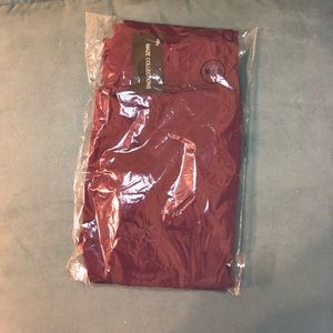 M/L wine color leggings NWT